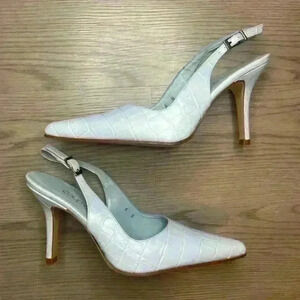 Coup D'etat‎ leather classy Blue Crocodile Women's Heels/Sandals Size 6